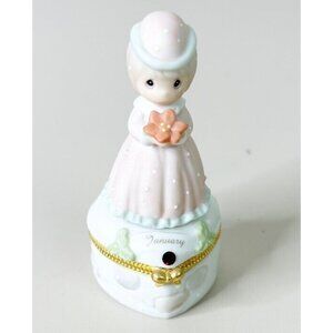 VTG 97 Previous Moments January Garnet Color of Boldness Heart Hinged Box EUC